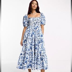 Abercrombie & Fitch smocked bodice midi poplin dress in blue floral - size large